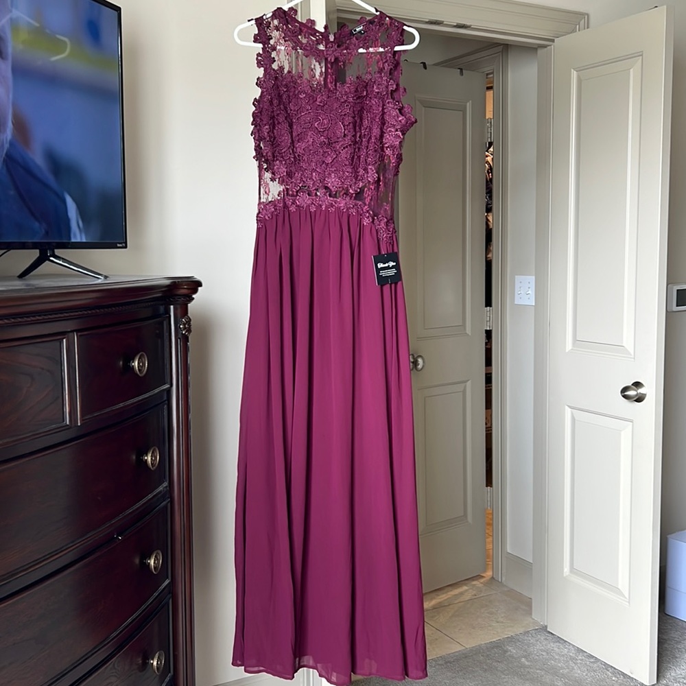 NWT Burgundy Maxi Dress